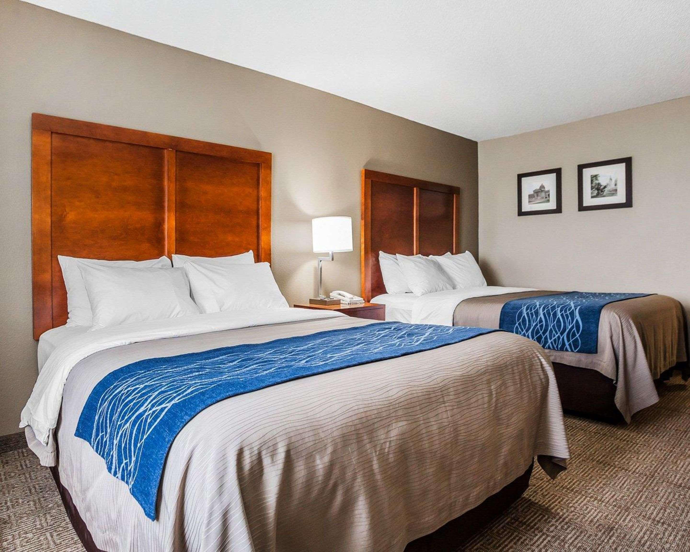 Comfort Inn & Suites Moberly Bagian luar foto