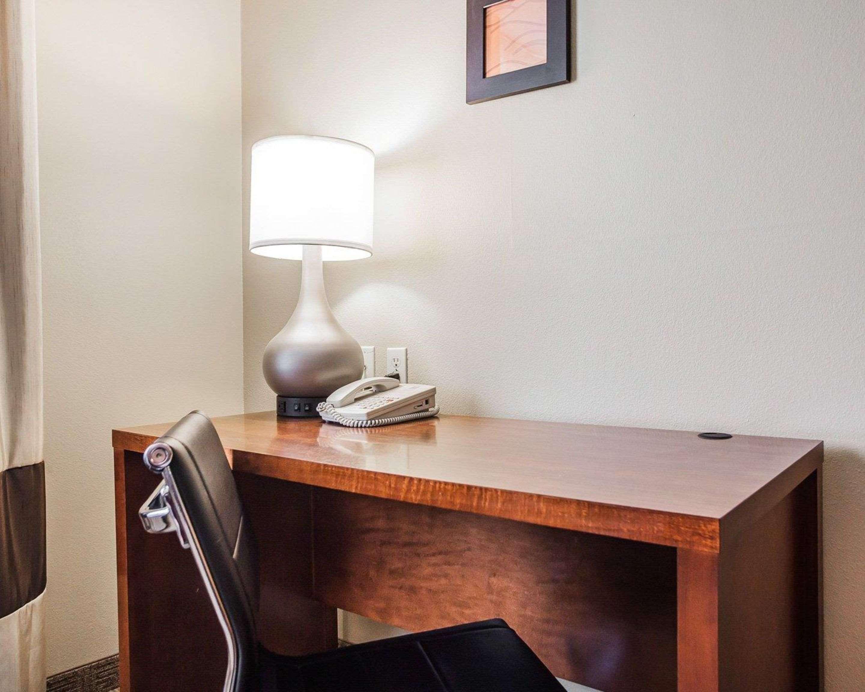 Comfort Inn & Suites Moberly Bagian luar foto