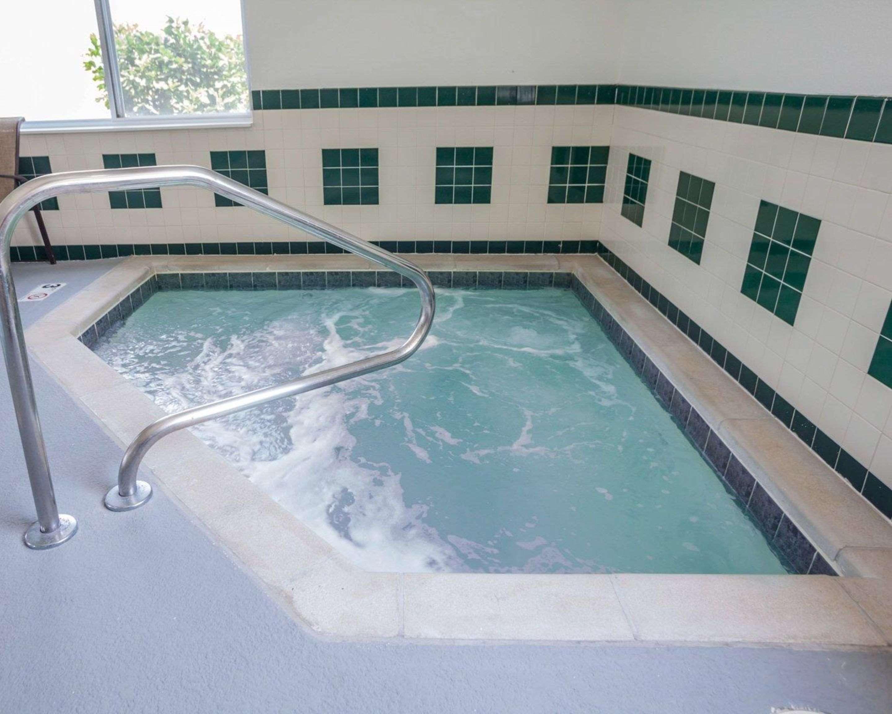 Comfort Inn & Suites Moberly Bagian luar foto