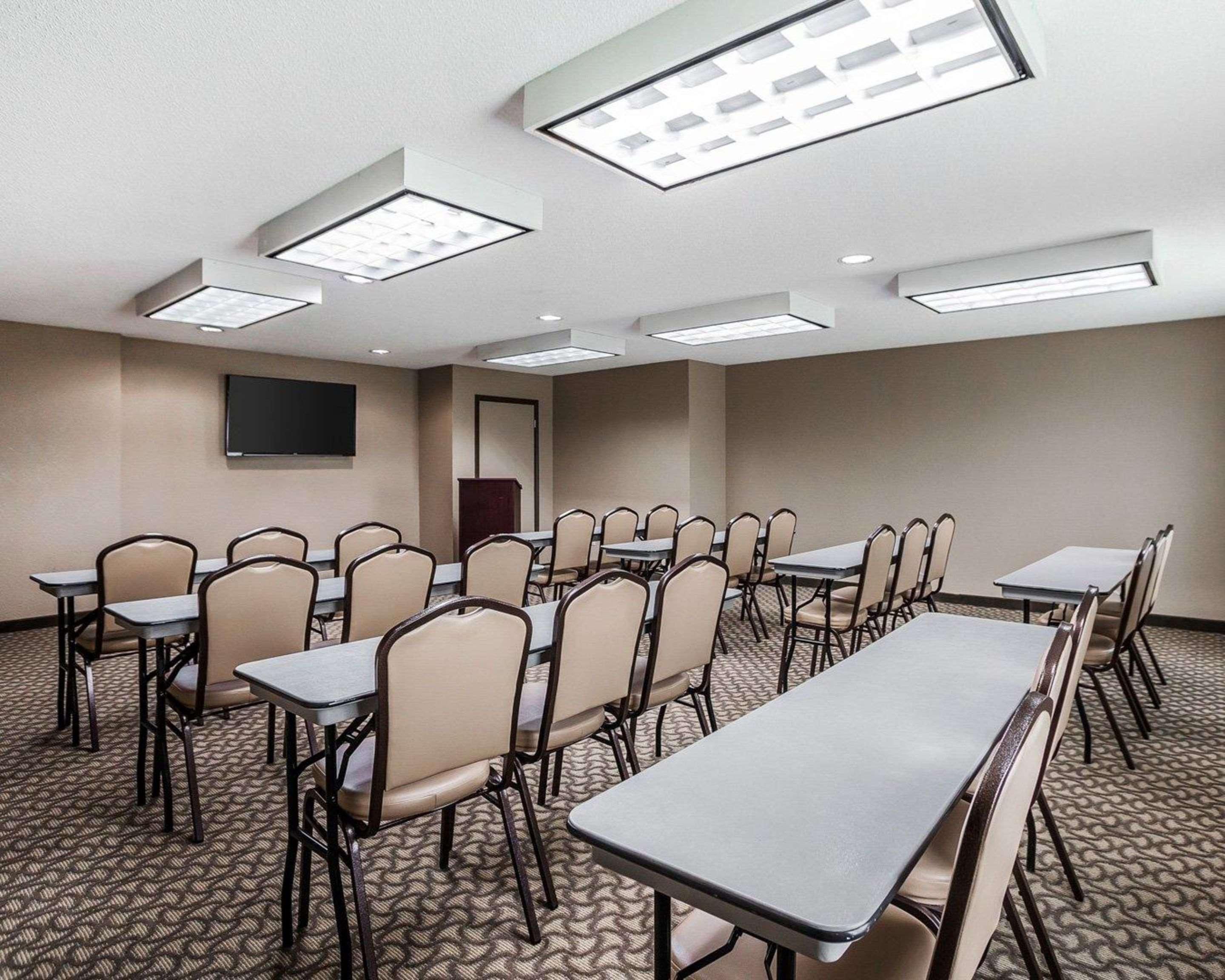 Comfort Inn & Suites Moberly Bagian luar foto