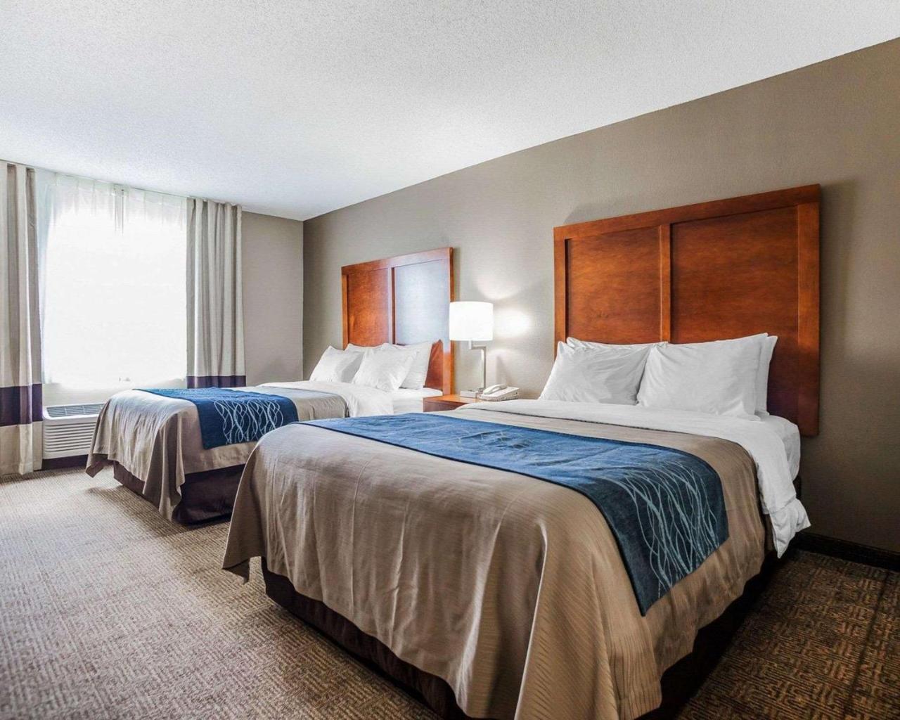 Comfort Inn & Suites Moberly Bagian luar foto